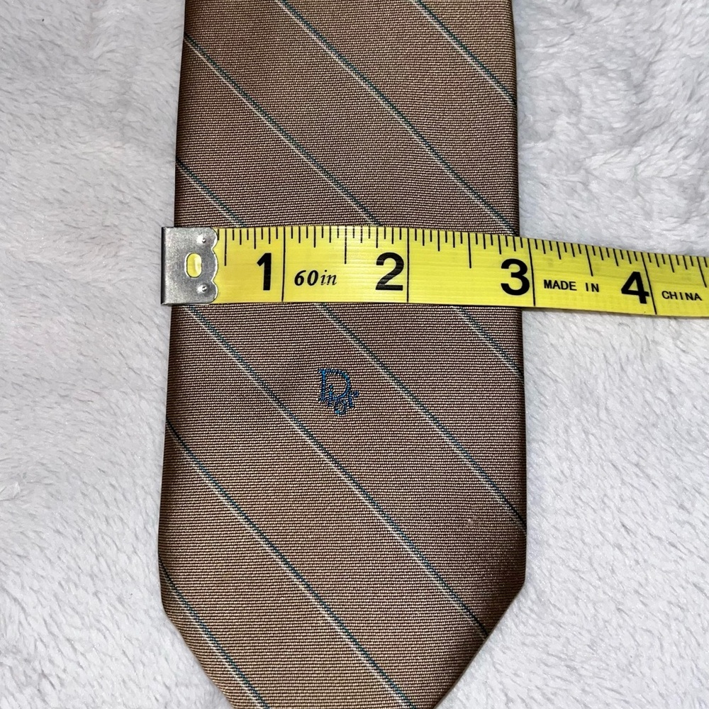 Christian Dior Silk Blend Designer Tie - Picture 6 of 8
